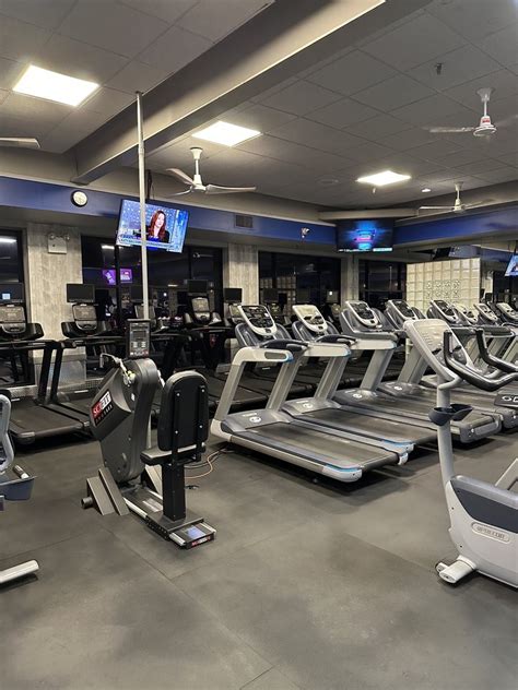 Limitless gym - Limitless Gym & Fitness, Buncrana. 1,191 likes · 9 talking about this · 116 were here. We are a commercial gym situated in Buncrana that offers a wide range of equipment with something to 